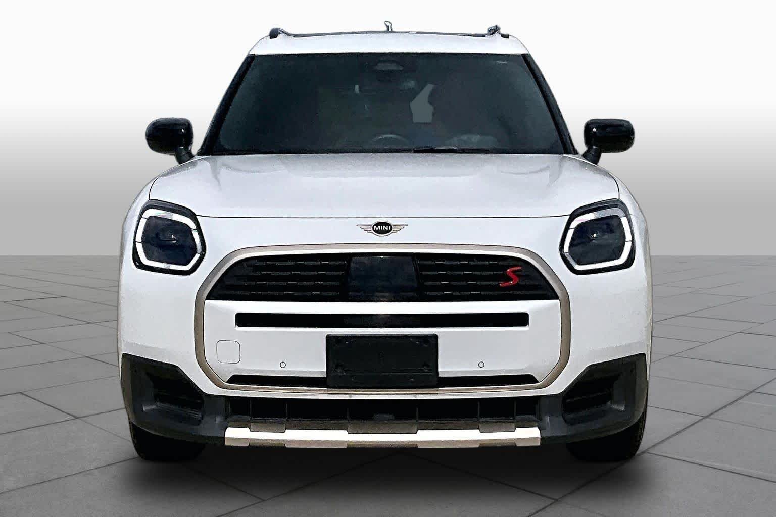 Used 2025 Nanuq White Metallic MINI S image 3