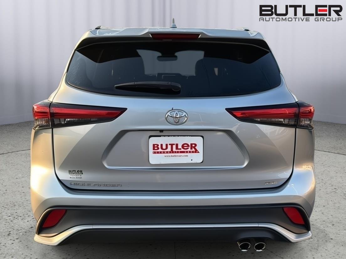 Used 2023 Celestial Silver Metallic Toyota XSE image 5