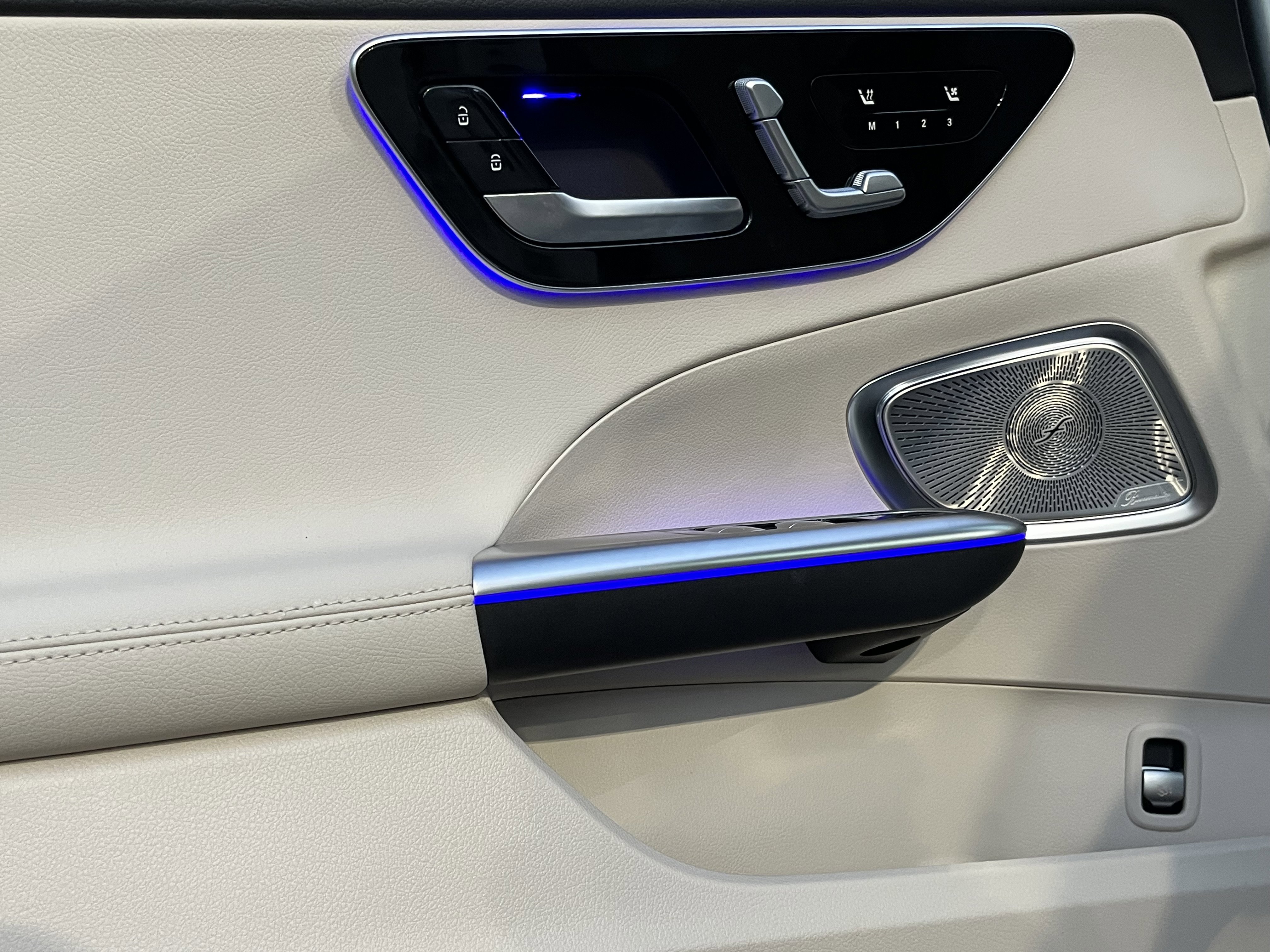 New 2026 POLAR WHITE Mercedes-Benz C 300 image 13