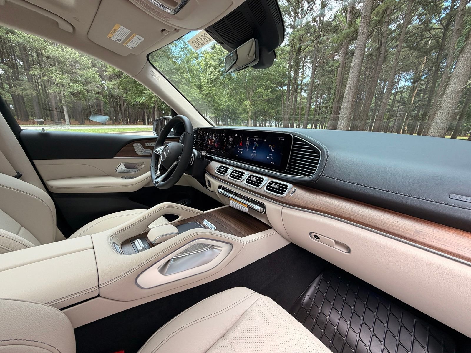 New 2026 Polar White Mercedes-Benz GLS 450 image 21