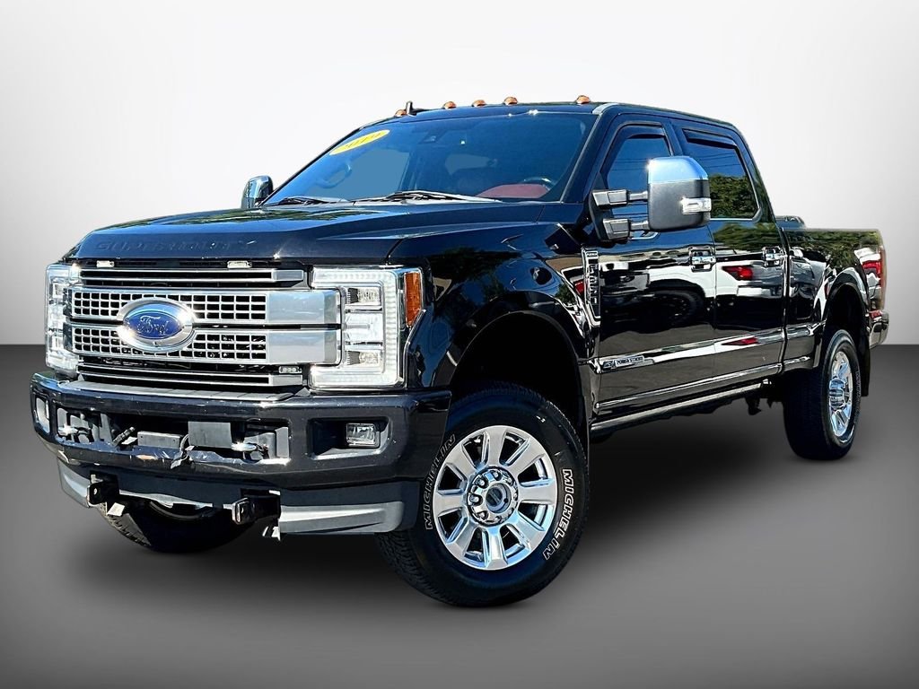 Used 2019 Black Ford Platinum image 3