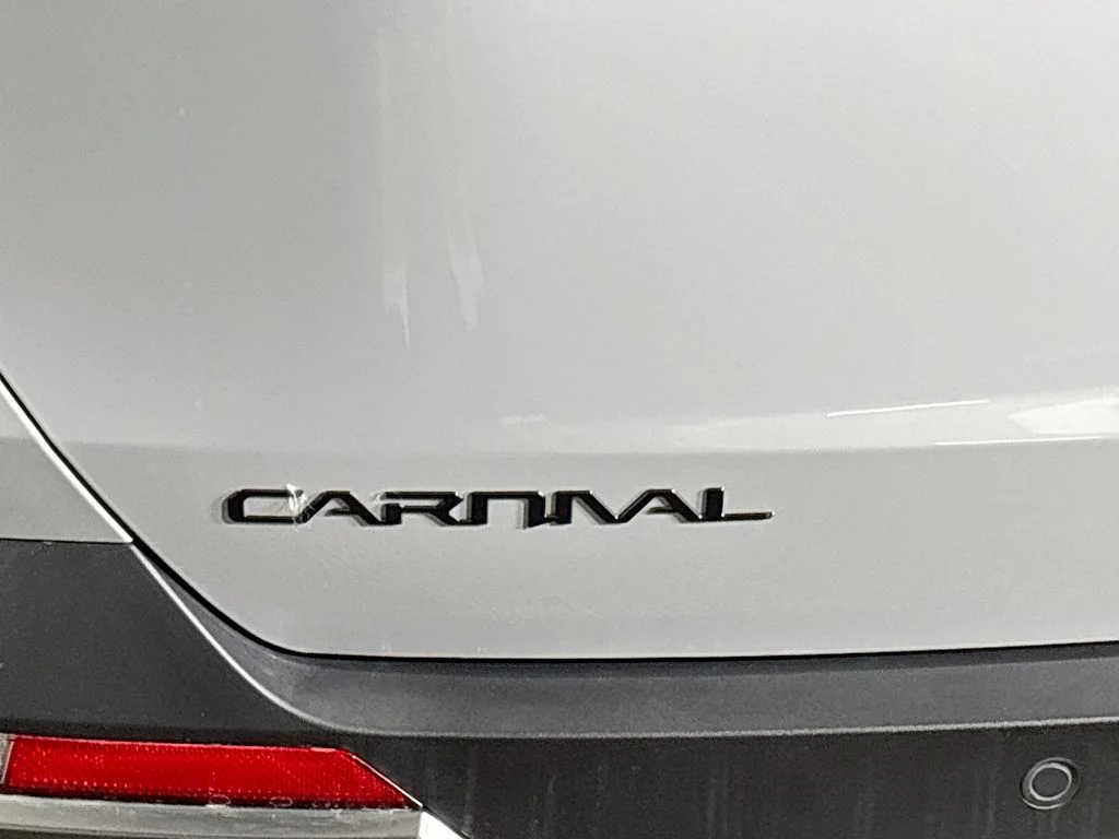 New 2026 Ceramic Silver Kia SX Prestige image 24