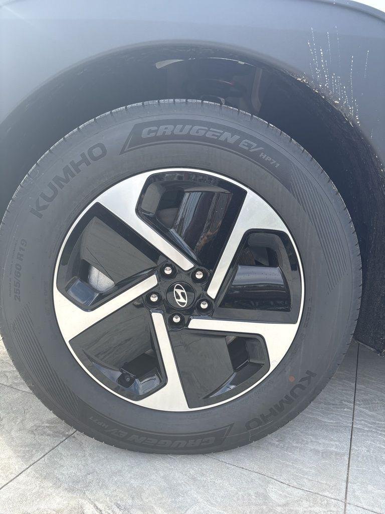 2026 Hyundai IONIQ 9 SE - Photo 9