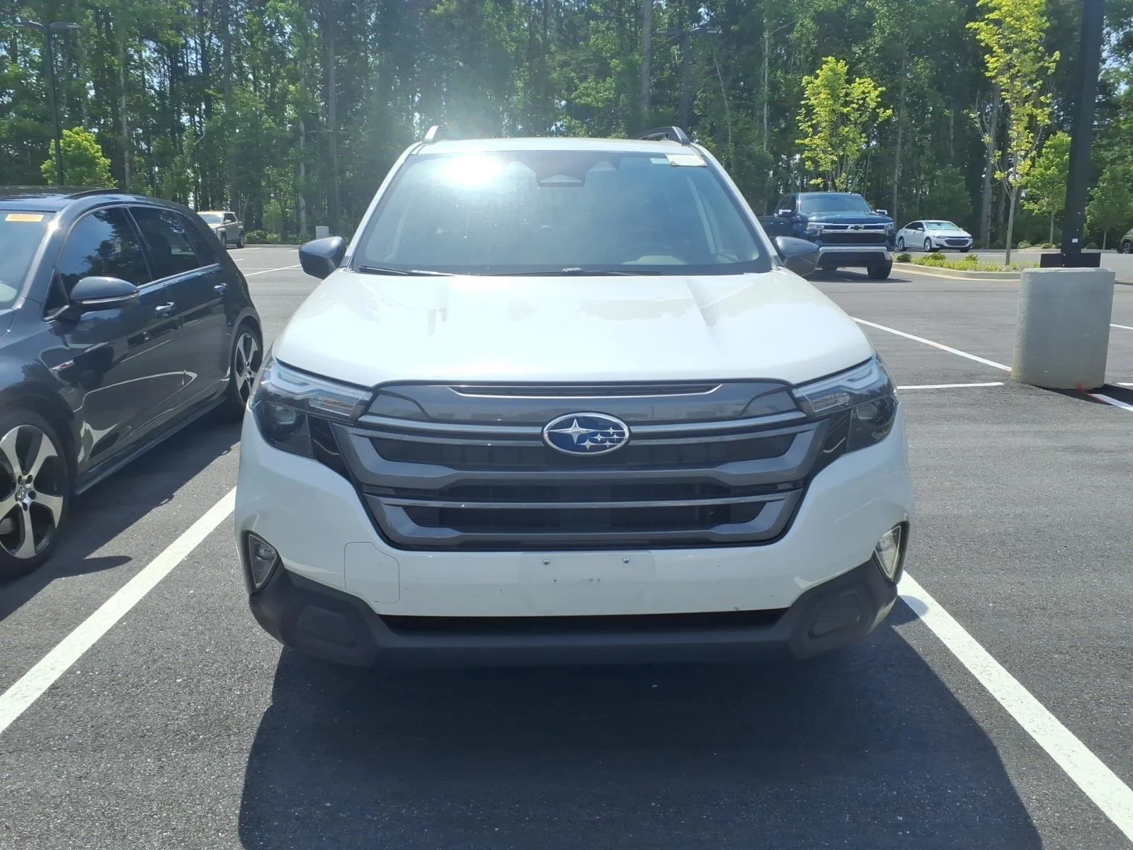 Certified Used 2025 Crystal White Pearl Subaru Premium image 1