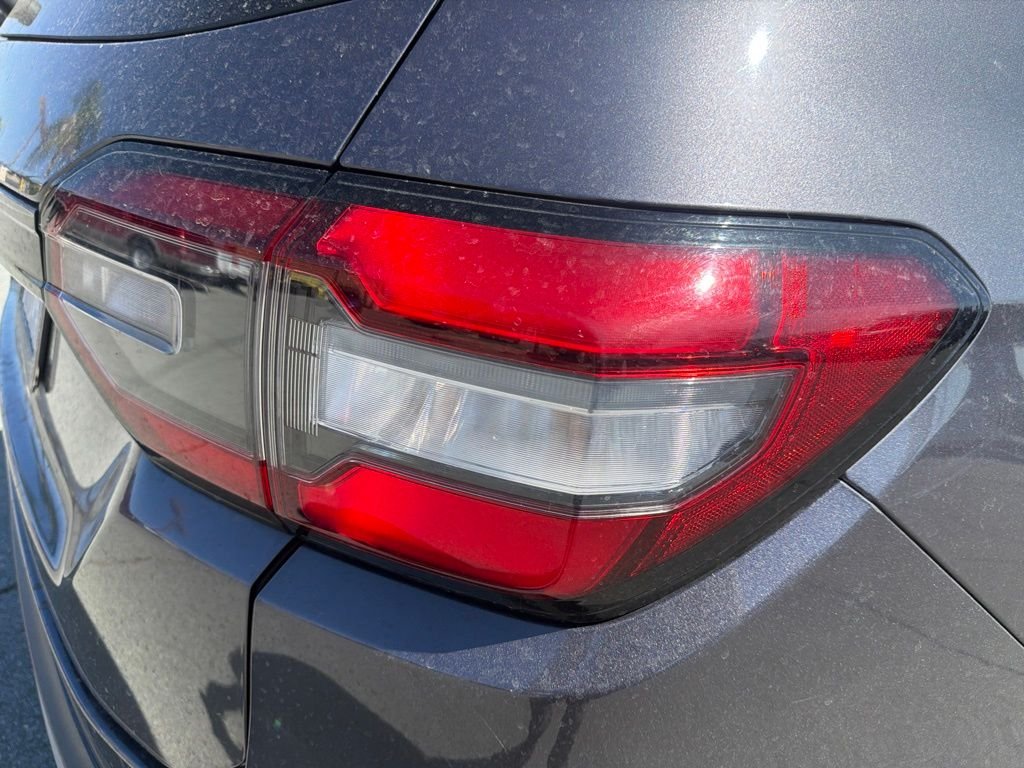 Used 2023  Honda EX-L image 4