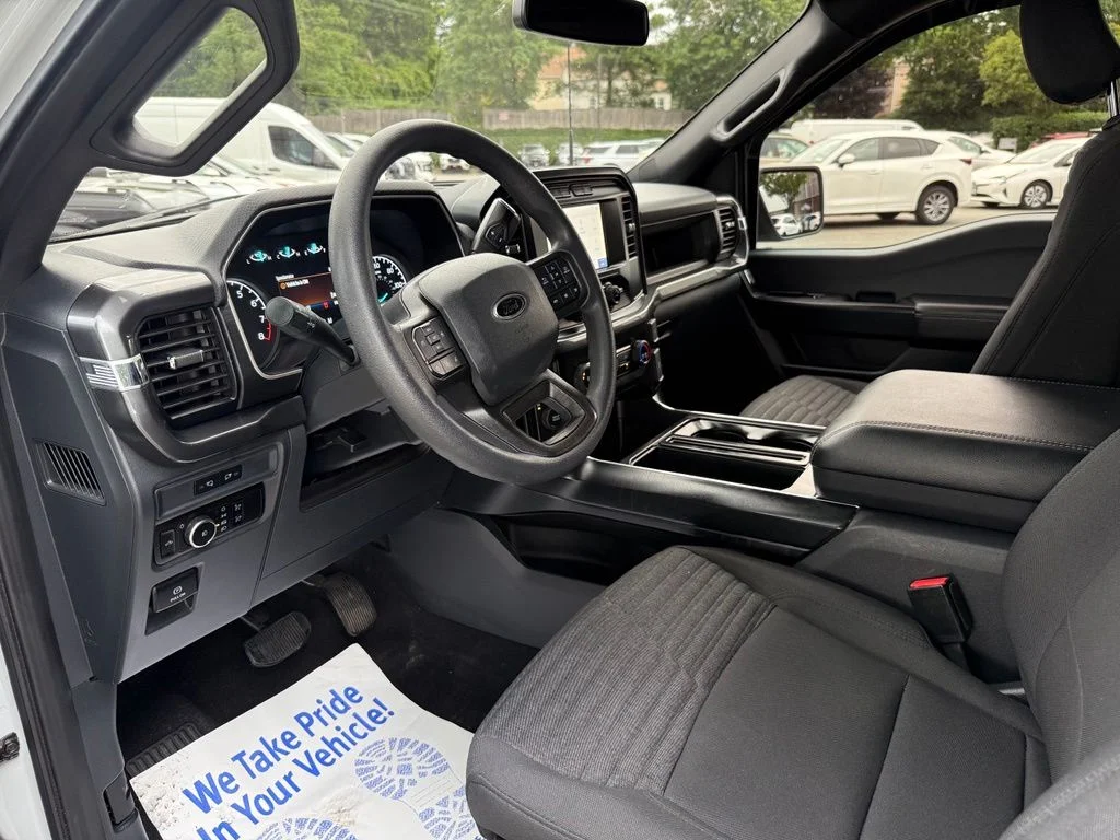 Used 2023 White Ford XL image 21
