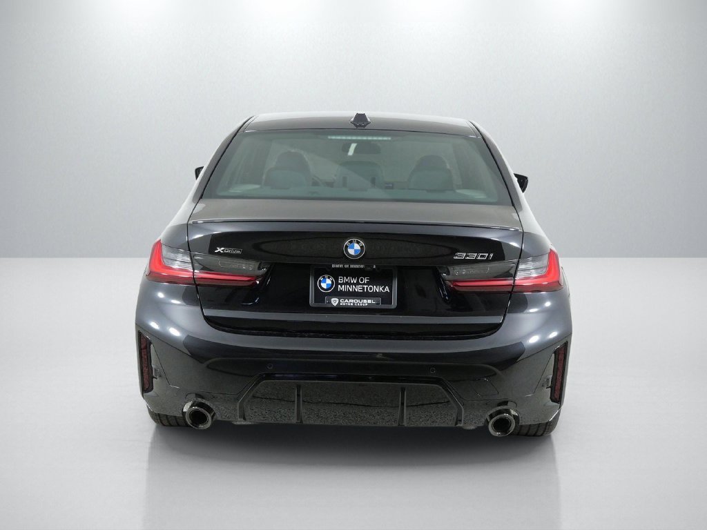 New 2026 Black Sapphire Metallic BMW 330i xDrive image 10
