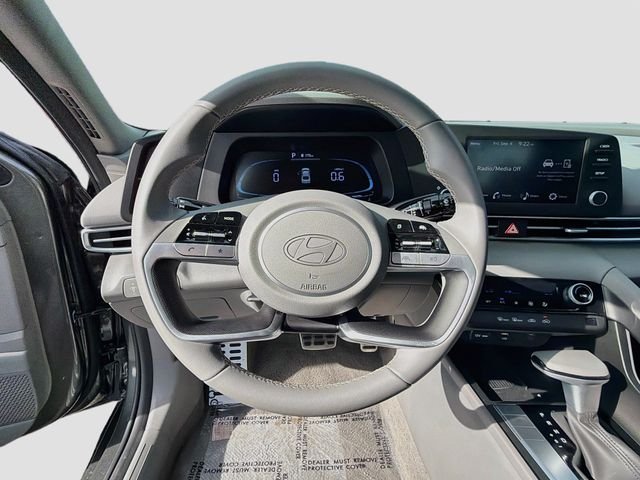 Used 2026 Gray Hyundai SEL Sport image 11