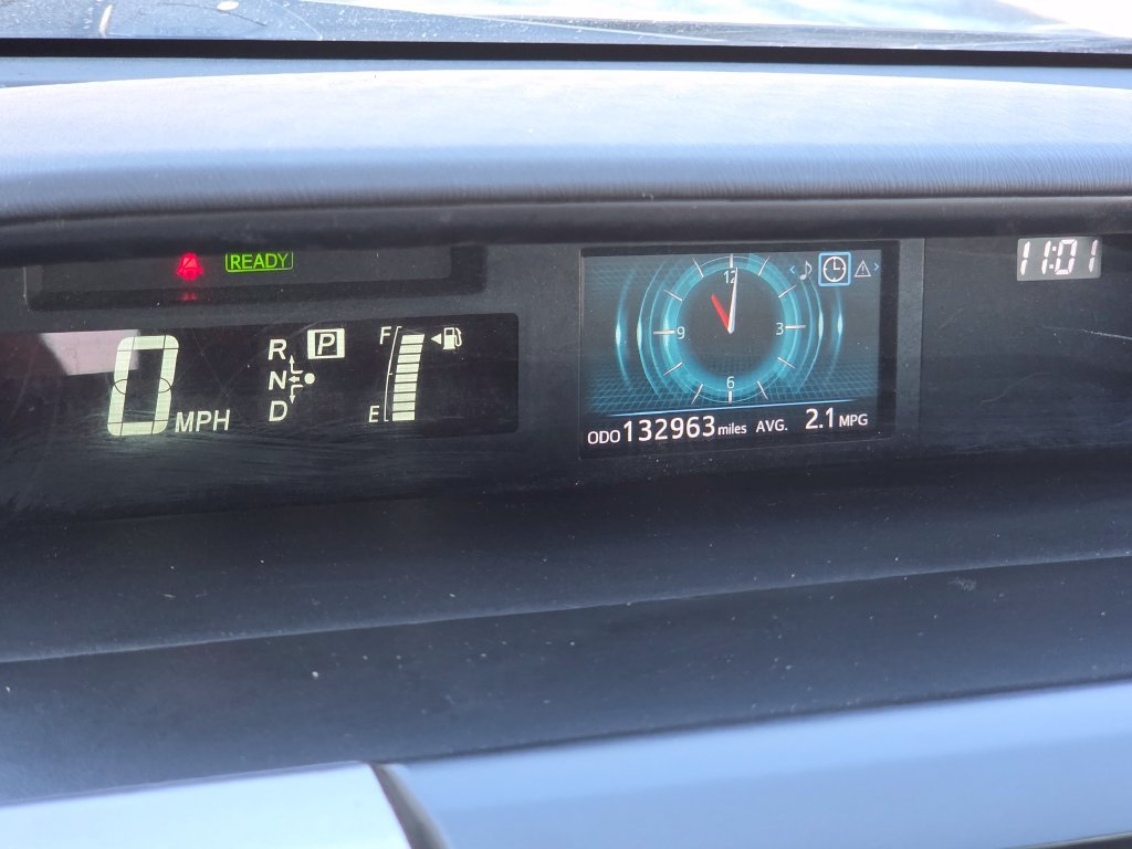 Used 2015 Brown Toyota Three image 23