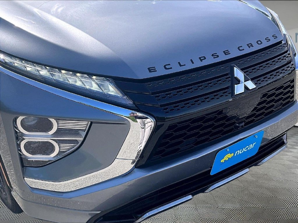 Used 2025  Mitsubishi Black Edition image 32
