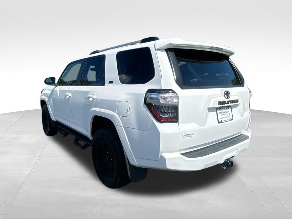 Used 2023 White Toyota SR5 image 5