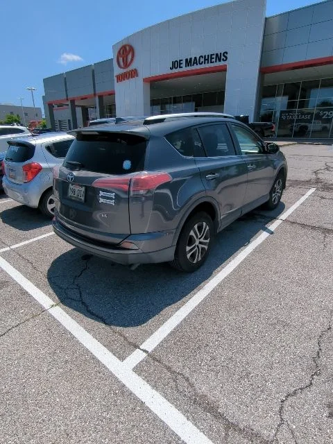Used 2016 Gray Toyota LE image 13