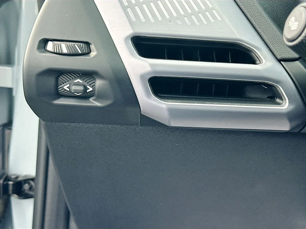2025 BMW 2 Series 228 - Photo 10