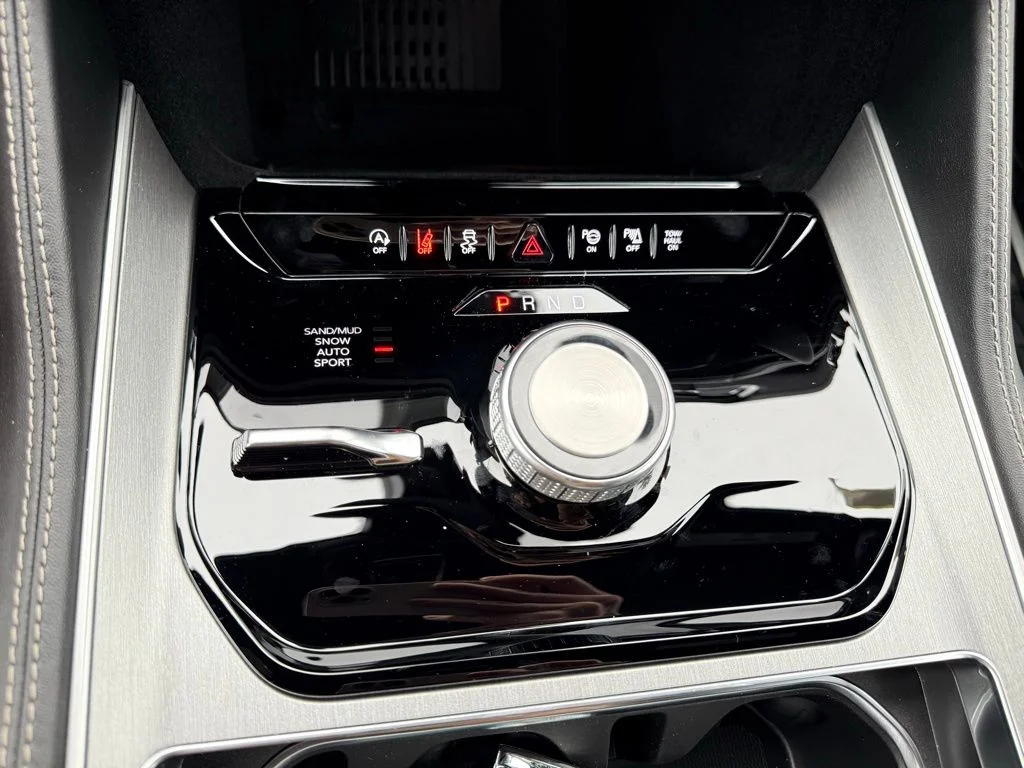 New 2026 High Gloss Black Exterior Paint Jeep  image 26