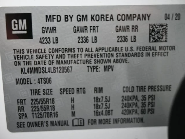 Used 2020 White Buick Select image 4