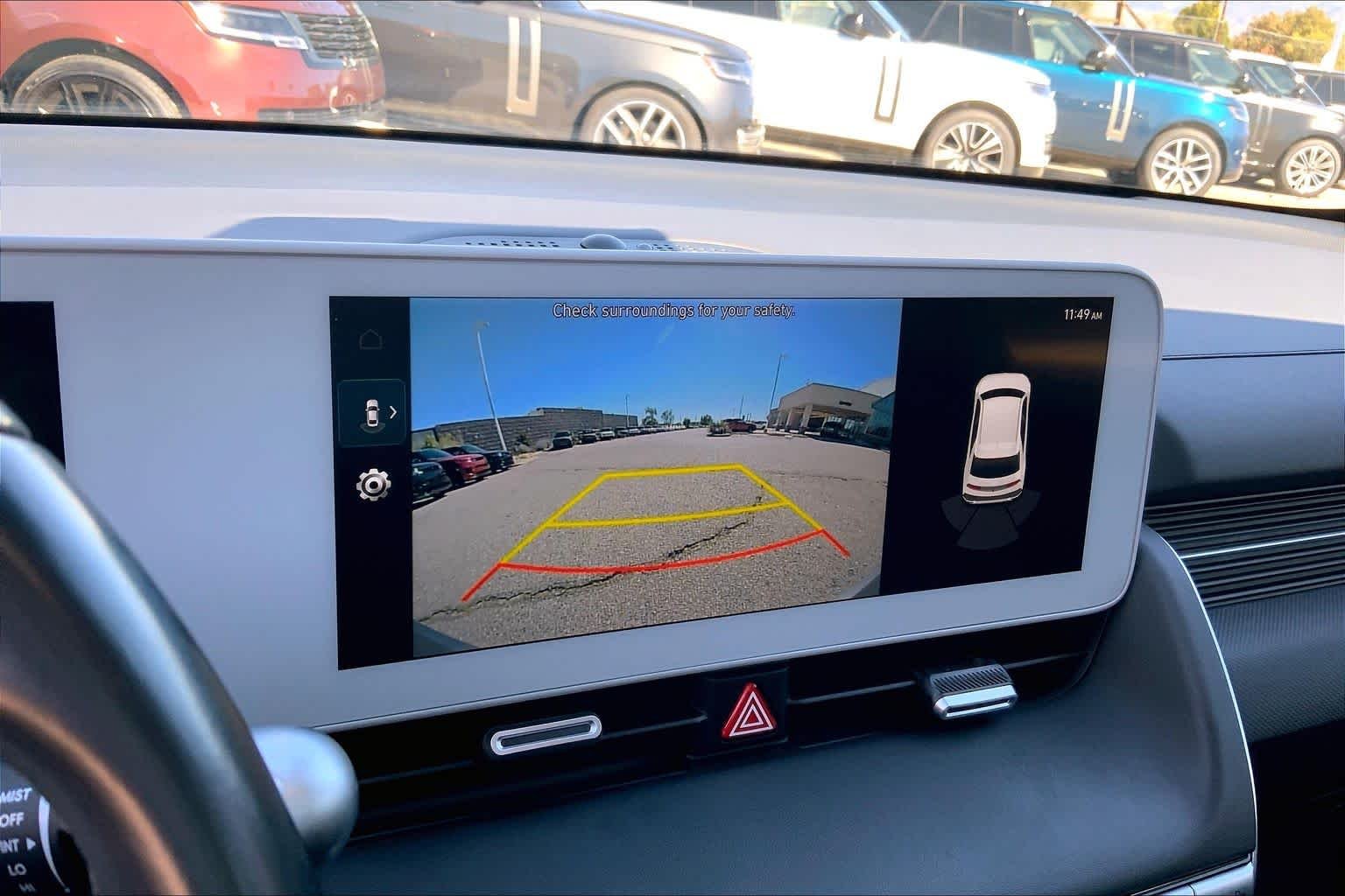 Used 2024 Cyber Gray Hyundai SE image 25