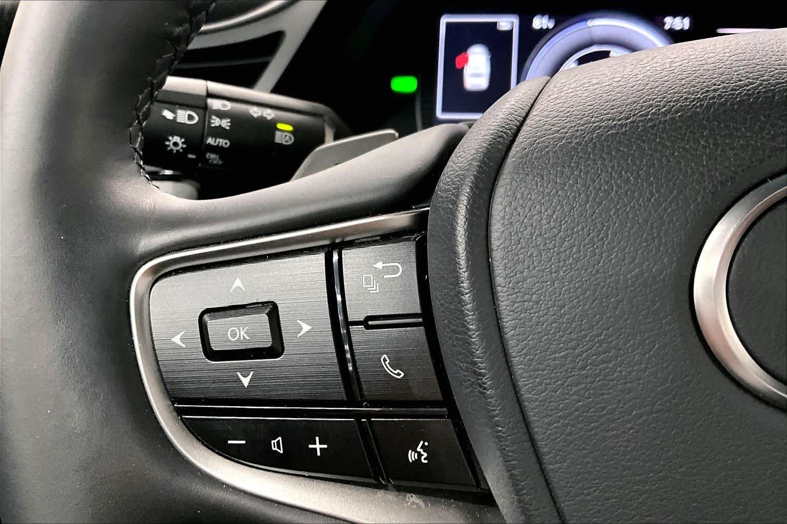 Certified Used 2024 Moonbeam Beige Metallic Lexus  image 24