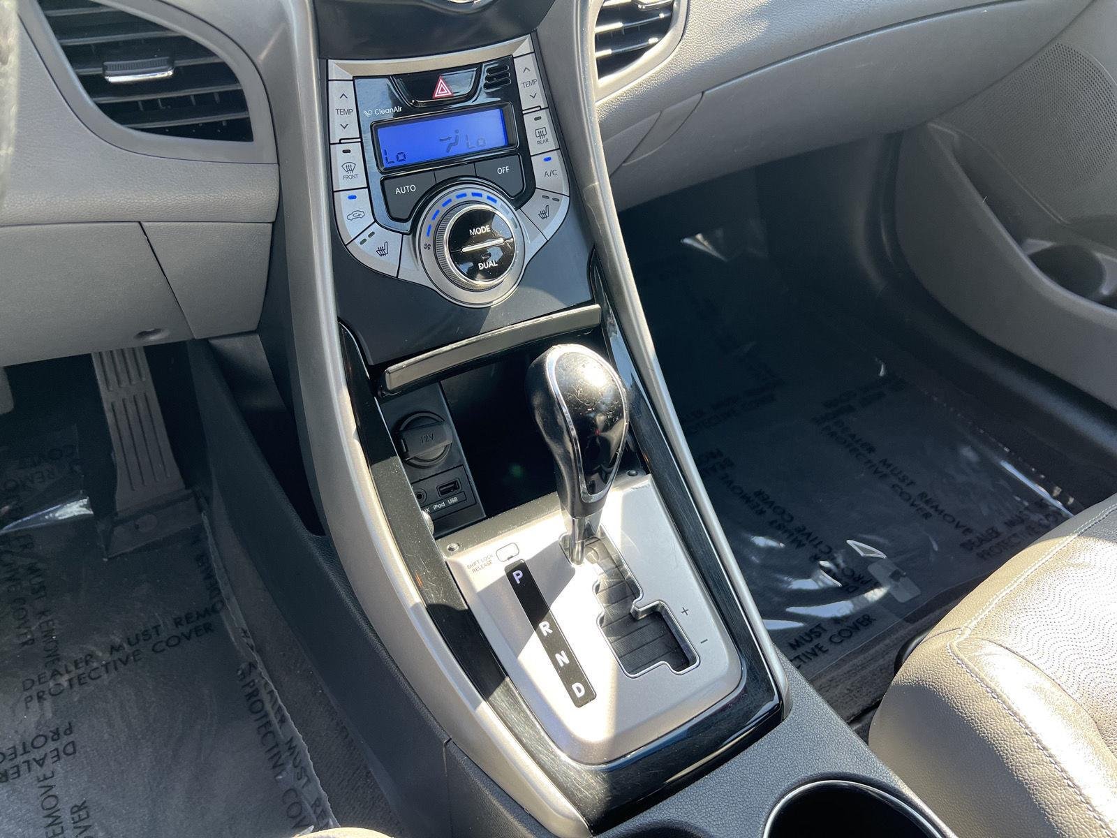 Used 2013 Titanium Gray Metallic Hyundai Limited image 34