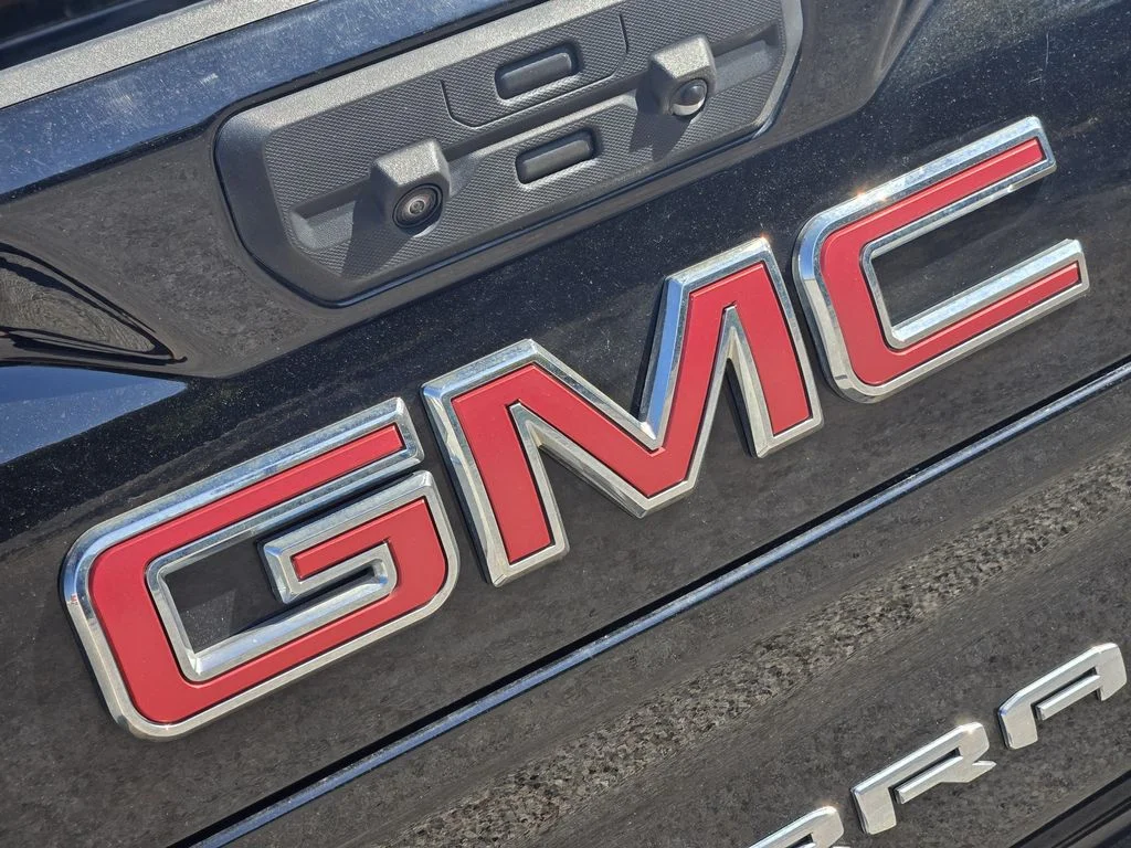2024 GMC Sierra 2500HD AT4 - Photo 12