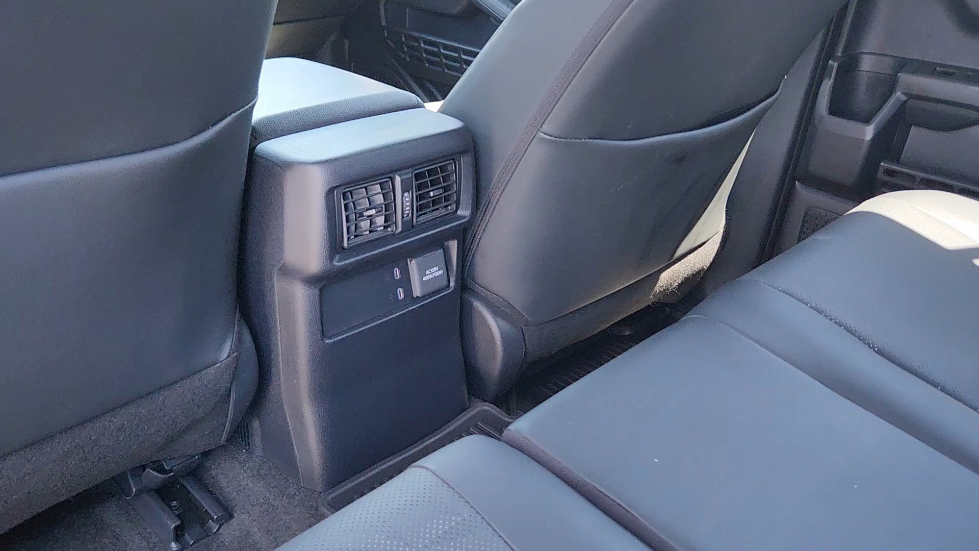 Used 2025 Ice Cap Toyota TRD Off-Road Premium image 18
