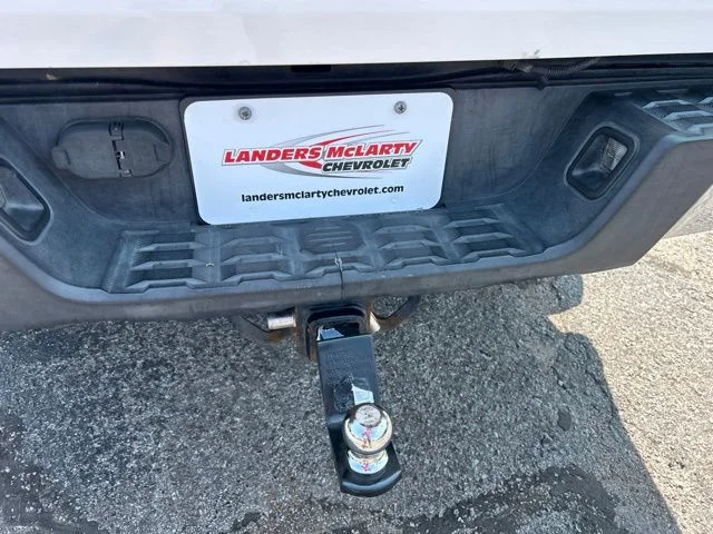Used 2017 White Toyota SR5 image 26