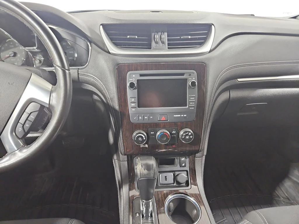 Used 2015 Gold Chevrolet LT image 18