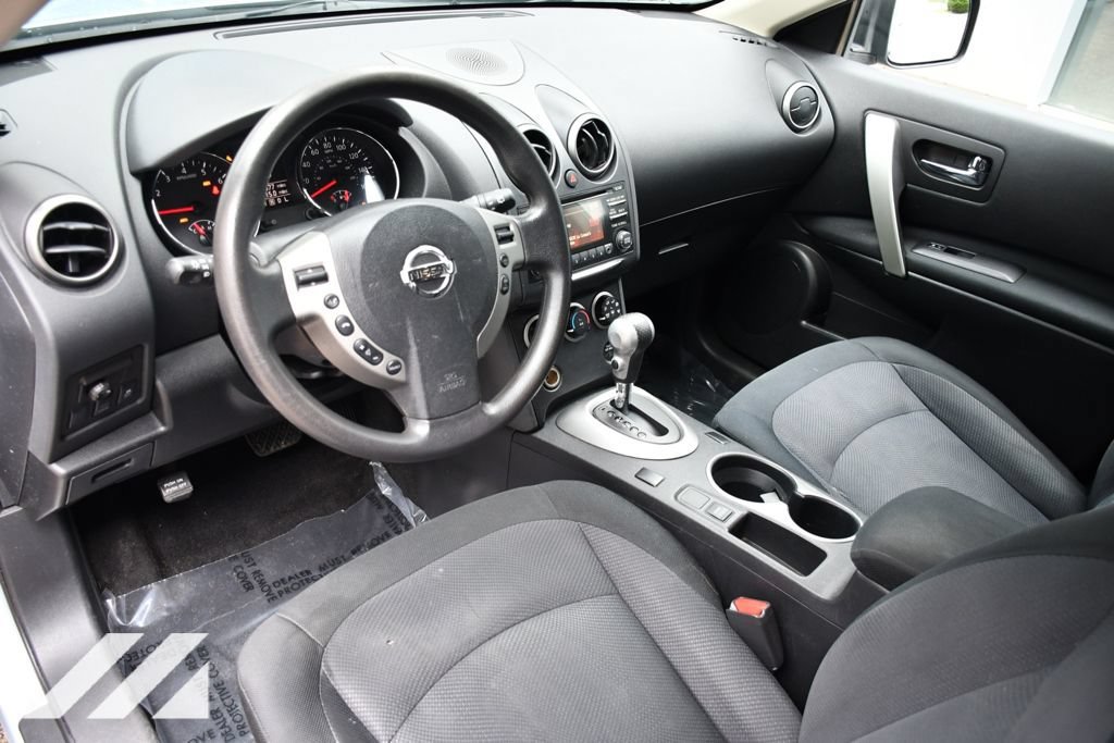 Used 2013 Frosted Steel Metallic Nissan S image 22