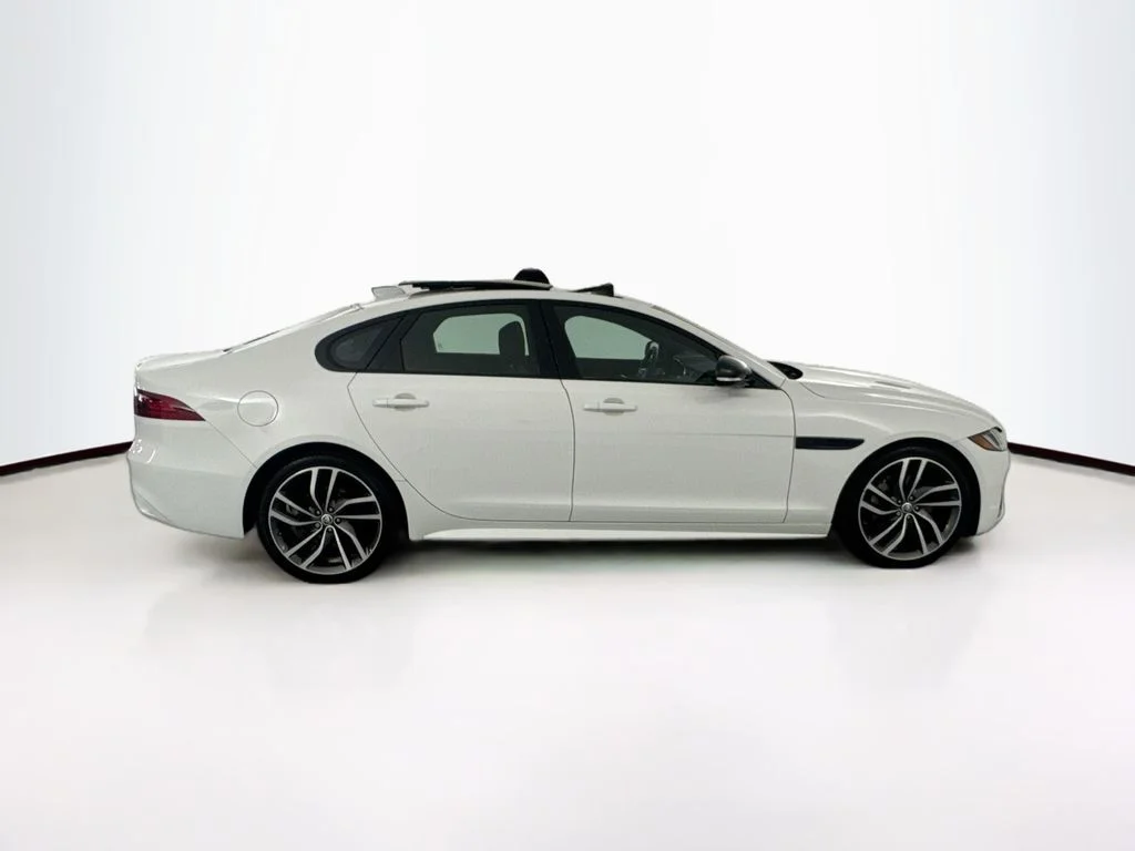 Certified Used 2024 White Jaguar R-Dynamic SE image 4