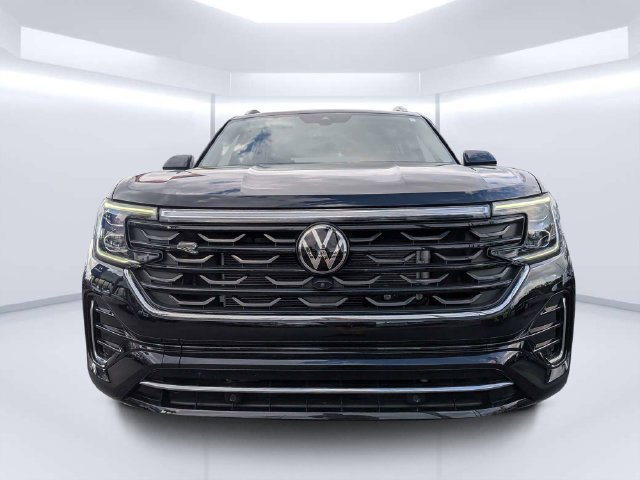 Used 2026  Volkswagen SEL Premium R-Line image 8