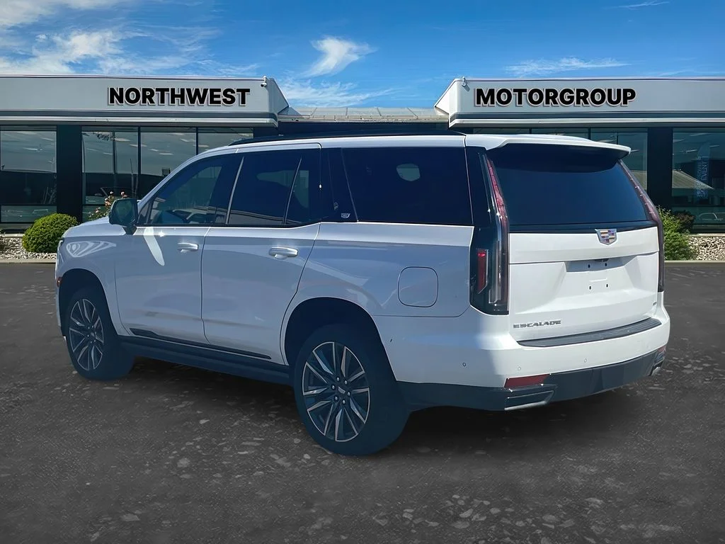 Used 2023 Crystal White Tricoat Cadillac 4WD Sport Platinum image 4