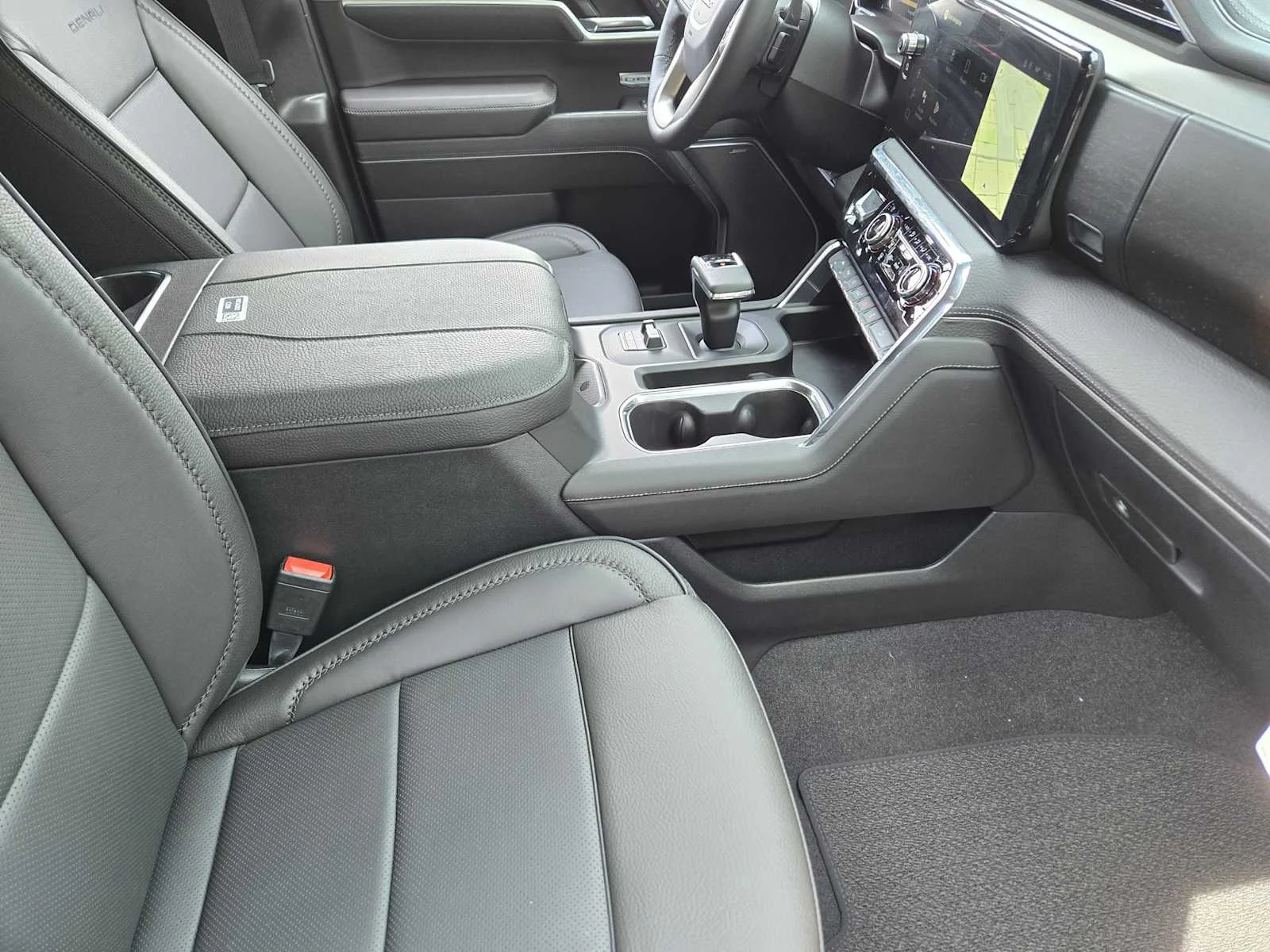2026 GMC Sierra 1500 Denali - Photo 9