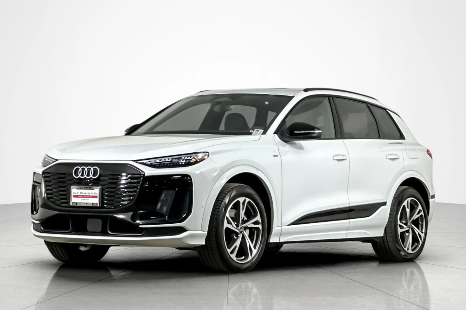 2027 Audi Q6 e-tron Premium Plus quattro's photo