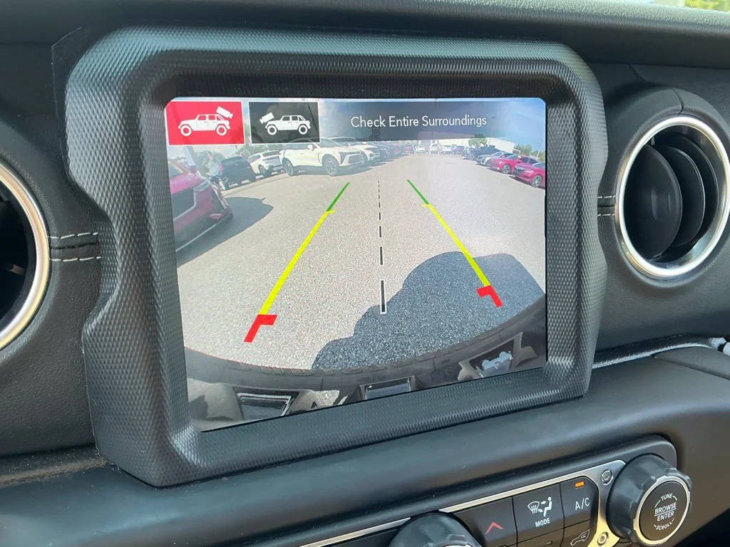 Used 2021 Black Jeep Unlimited Sahara 4xe image 38