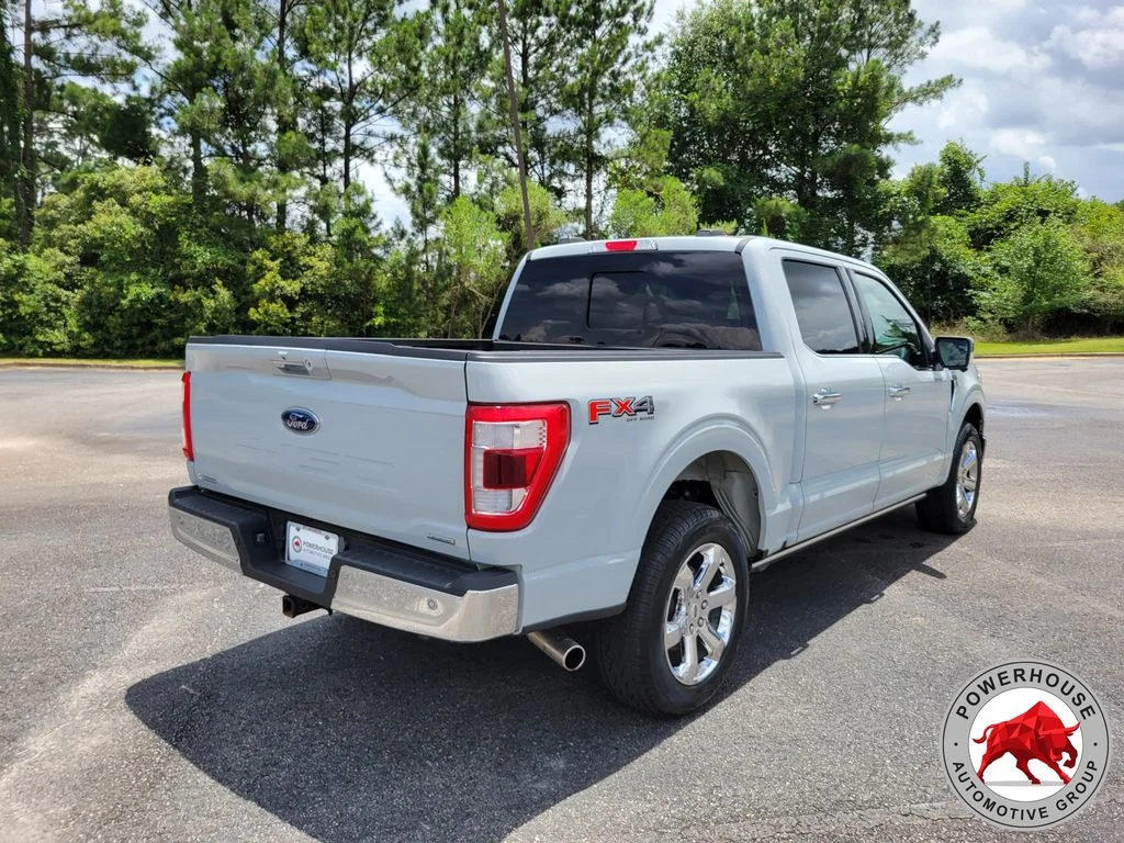 Used 2023 White Ford Lariat image 6
