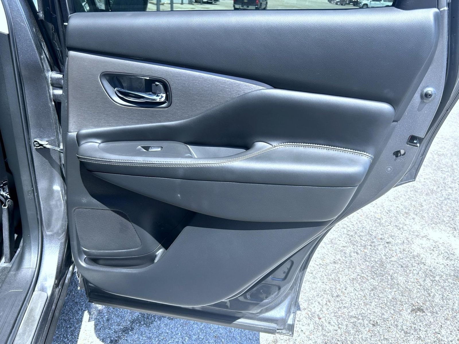 Used 2023 Gray Nissan SL image 18