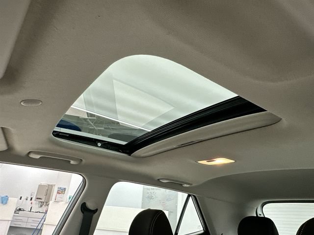 2025 Hyundai Venue SEL - Photo 35