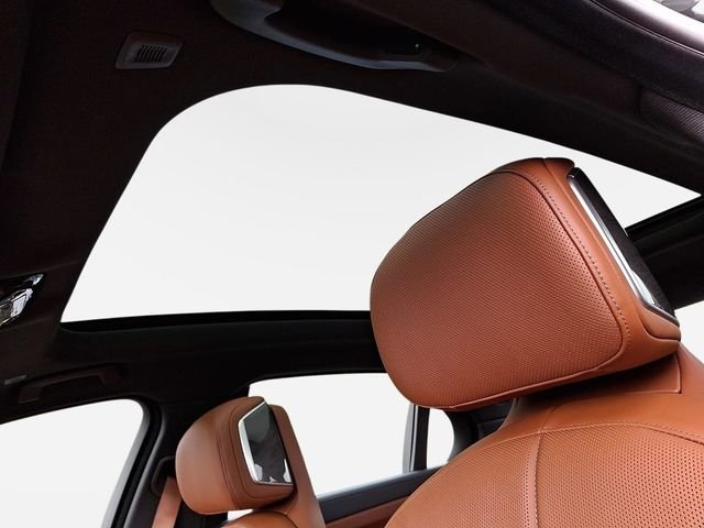 New 2026 Black Sapphire Metallic BMW 760i xDrive image 12