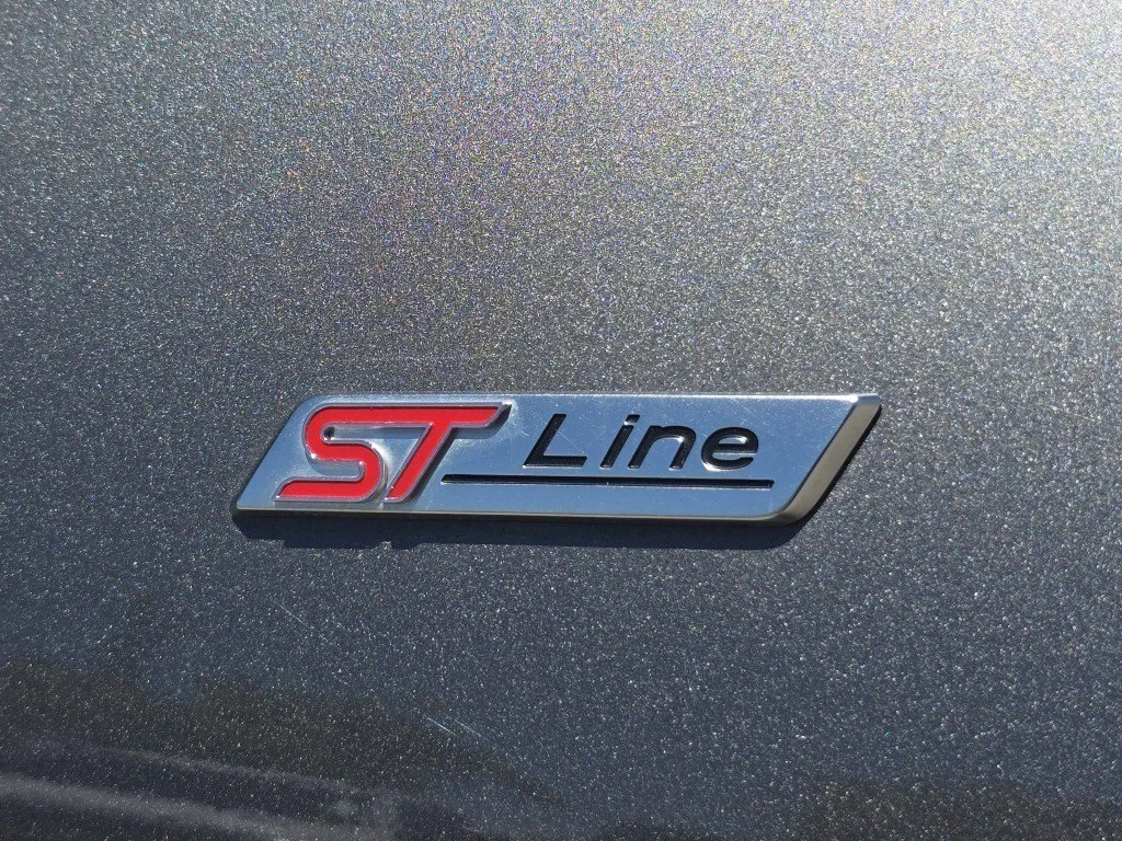 Used 2025 Gray Metallic Ford ST-Line image 25