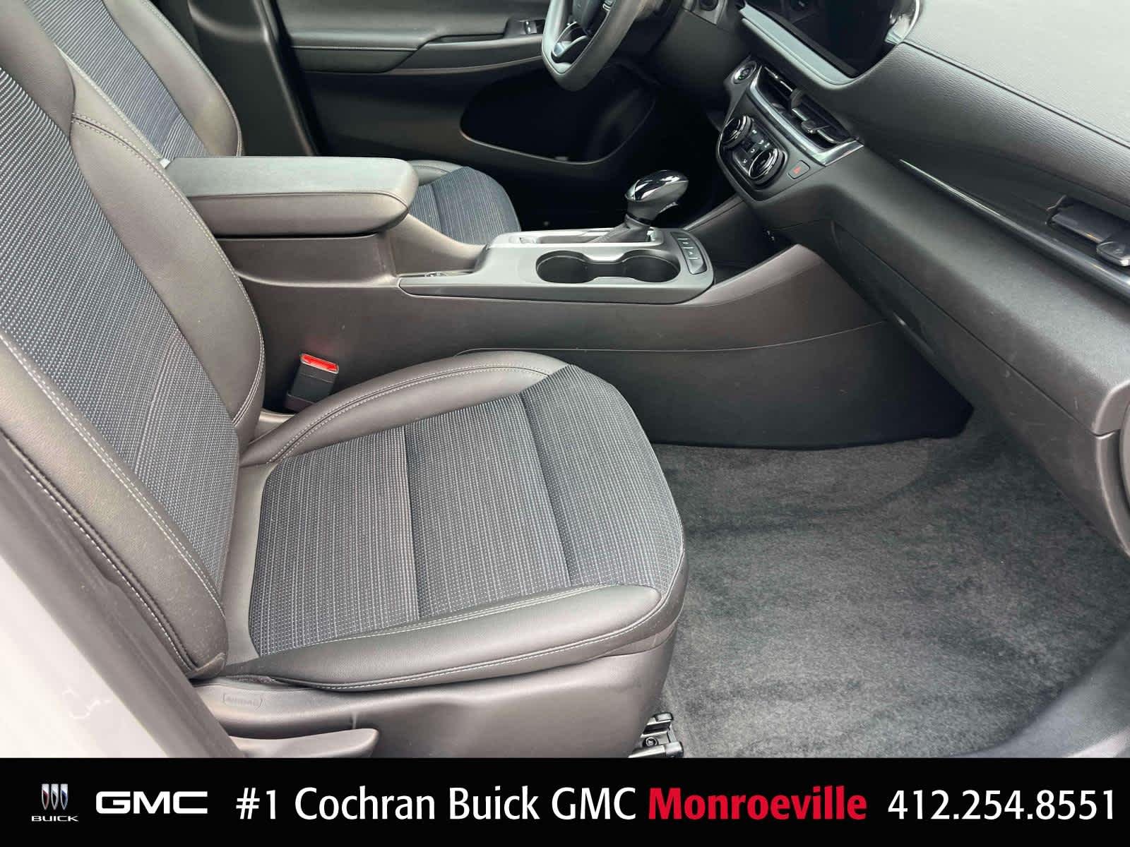 Certified Used 2025 Summit White Buick Preferred image 19