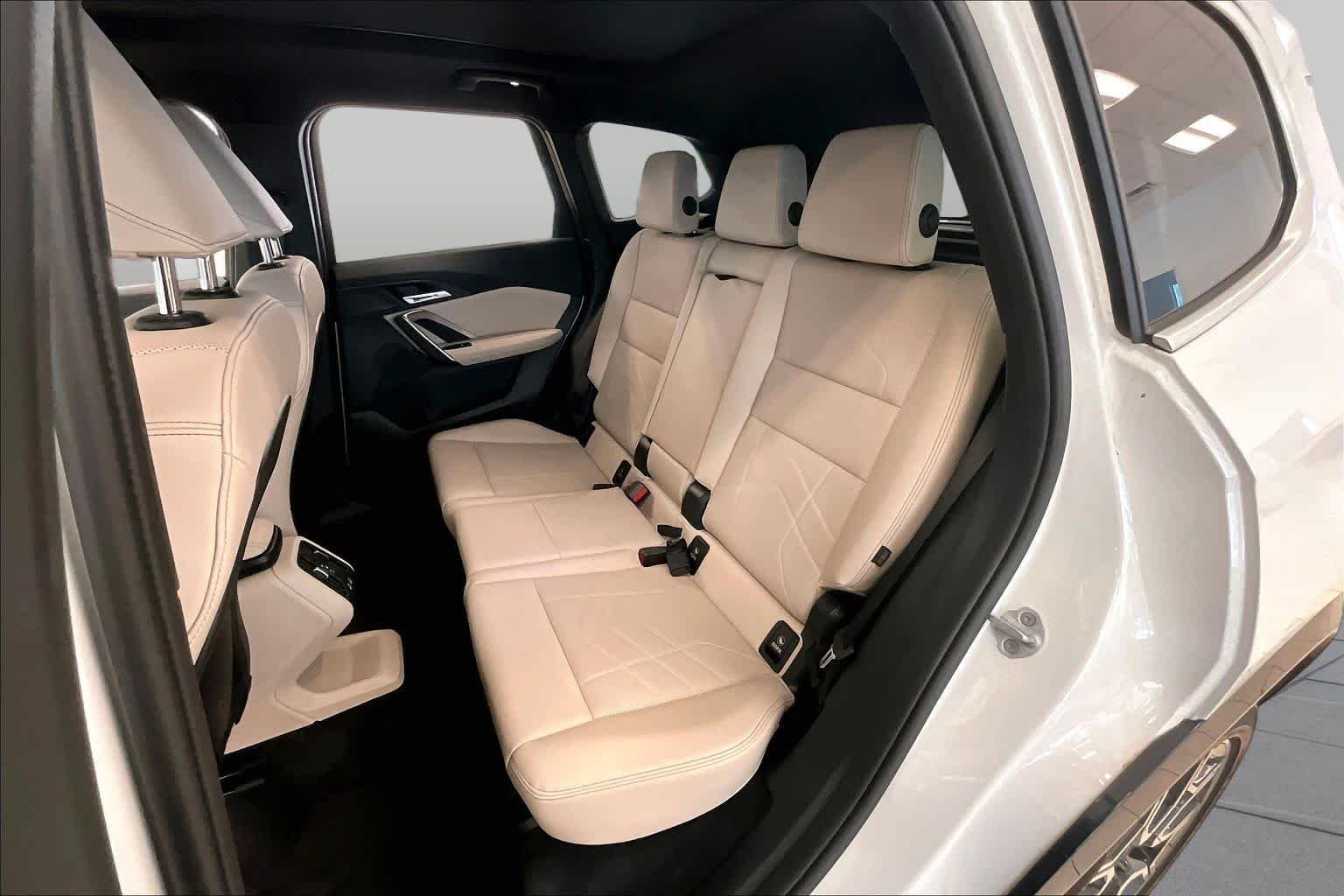 Certified Used 2025 Alpine White BMW xDrive28i image 18