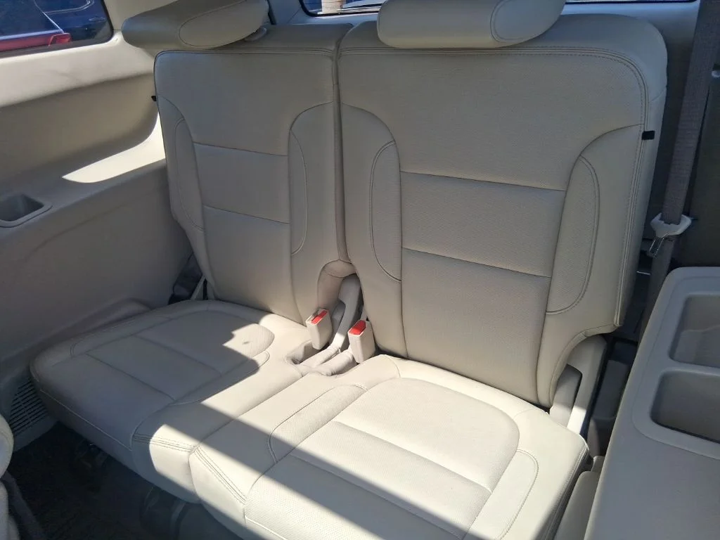 Used 2018 Silver GMC Denali image 13
