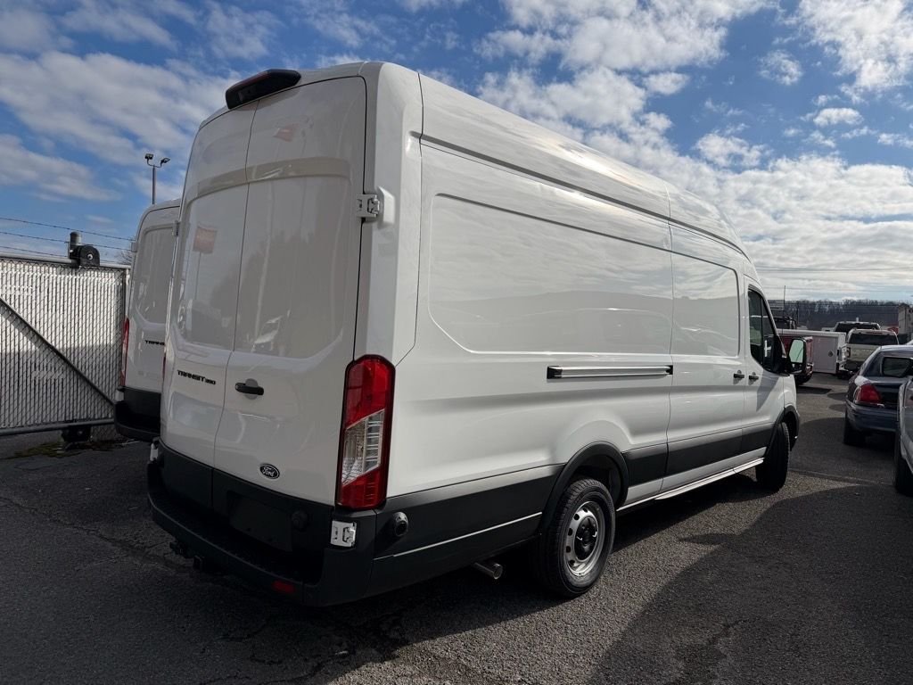 New 2026 Oxford White Ford Cargo Van image 2