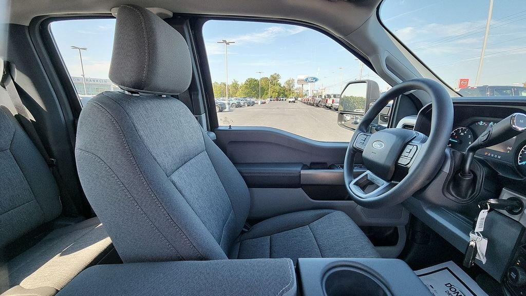 2026 Ford F-350 Super Duty XL - Photo 13