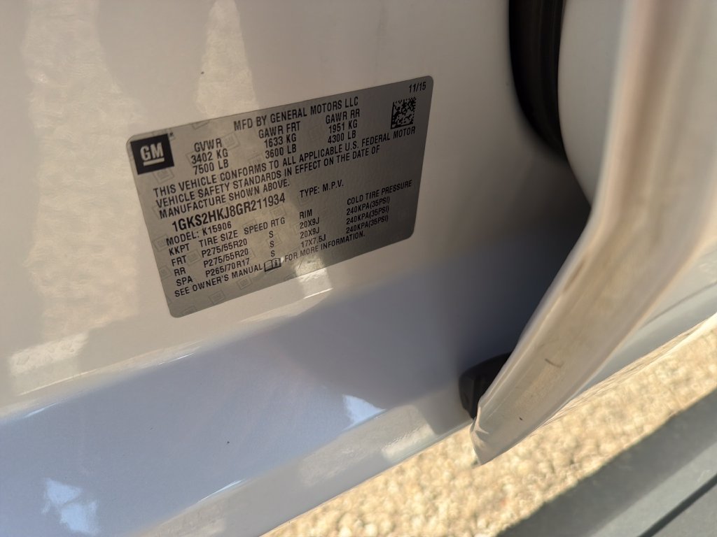 Used 2016 White GMC Denali image 9