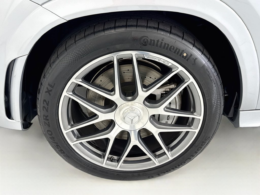 Certified Used 2022 Cirrus Silver Metallic Mercedes-Benz GLE 53 AMG® image 29