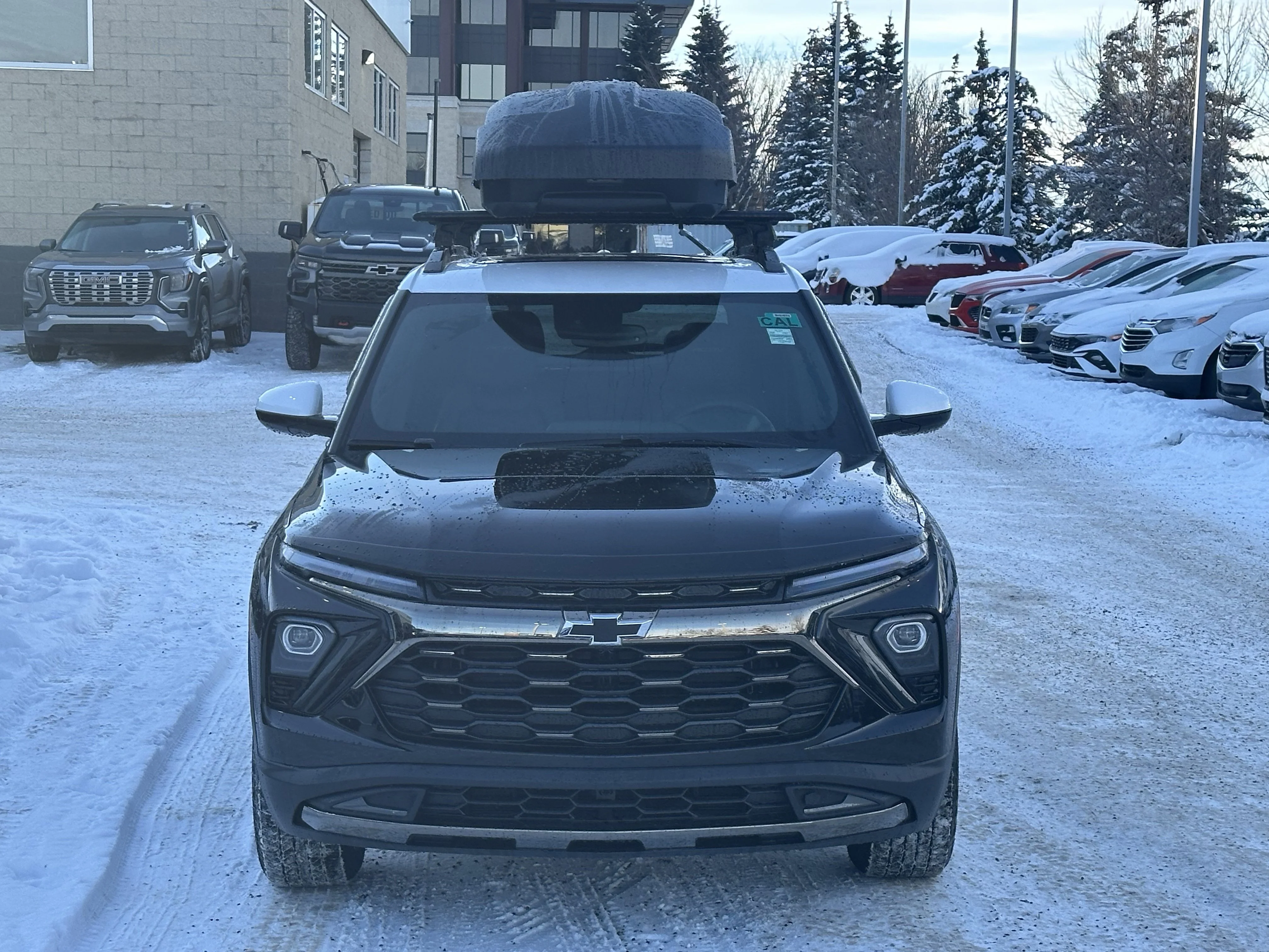 New 2026 Mosaic Black Metallic Chevrolet ACTIV image 2