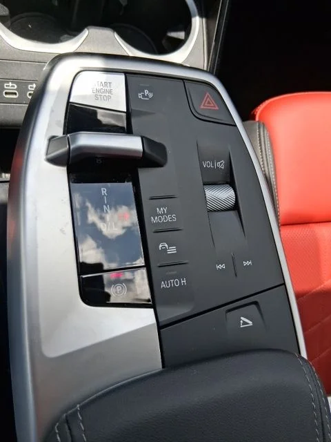Used 2025 Silver BMW xDrive28i image 12