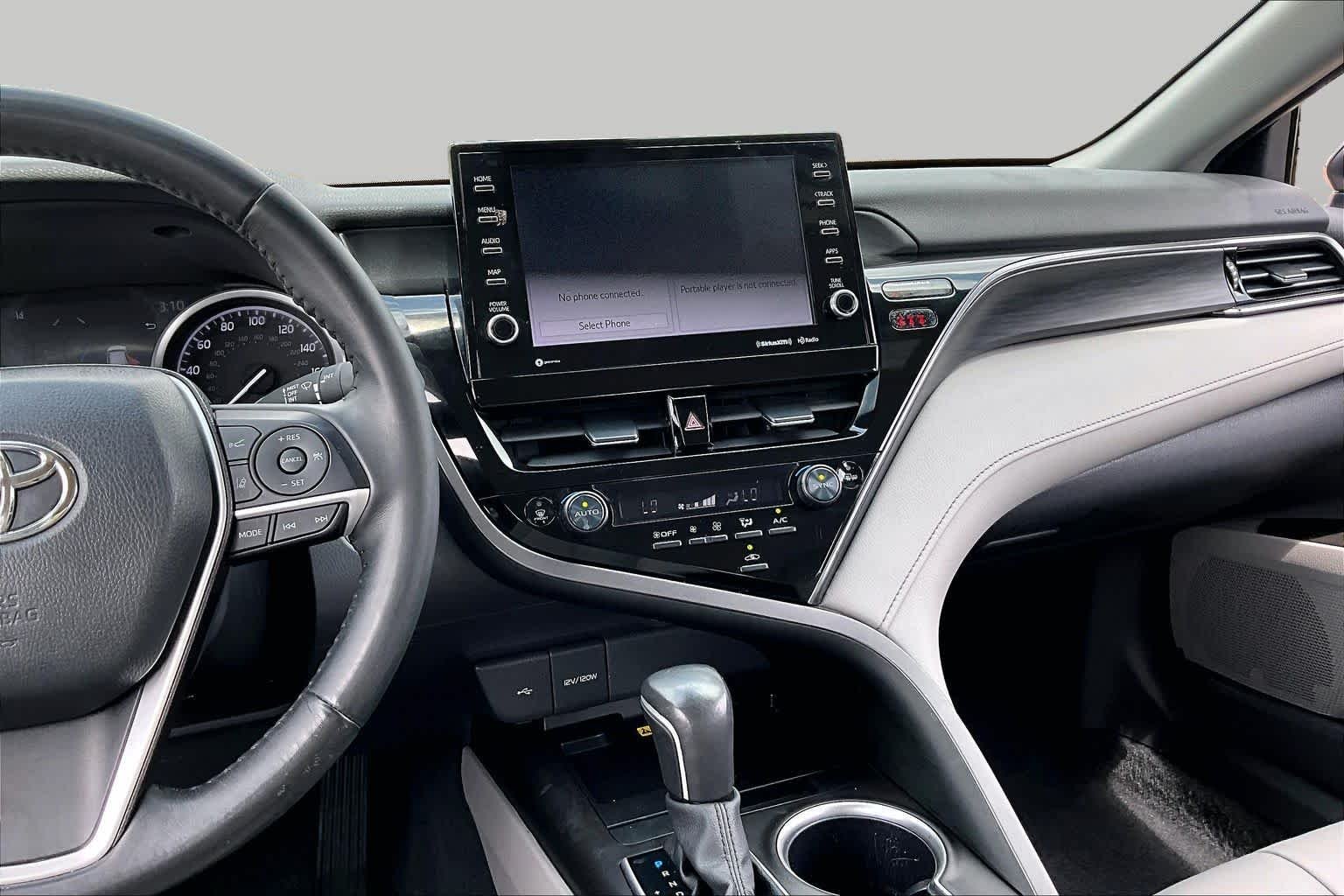 Used 2024 Predawn Gray Mica Toyota XLE image 7