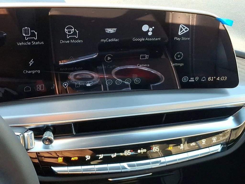 2026 Cadillac LYRIQ V - Photo 8