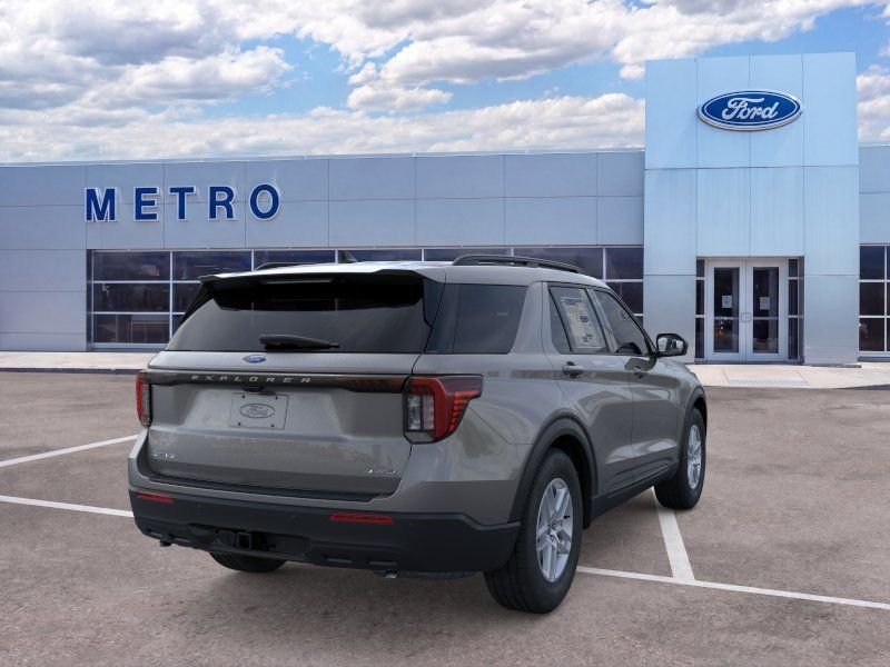 New 2026 Carbonized Gray Metallic Ford Active image 8